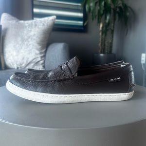 Cole Haan Weekender SZ 8.5 in Brown. Awesome Condition!